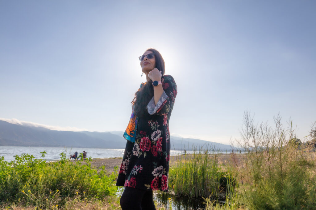 Beneath the sun©Yakira Shimoni Fulks
